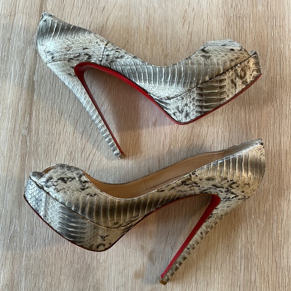 Louboutin Banana 140MM Watersnake Mango Natural - 40 - Picture 6 of 8